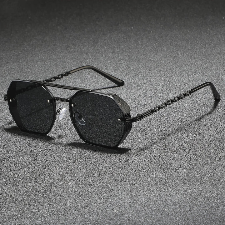 Striking Metal Frame Sunglasses