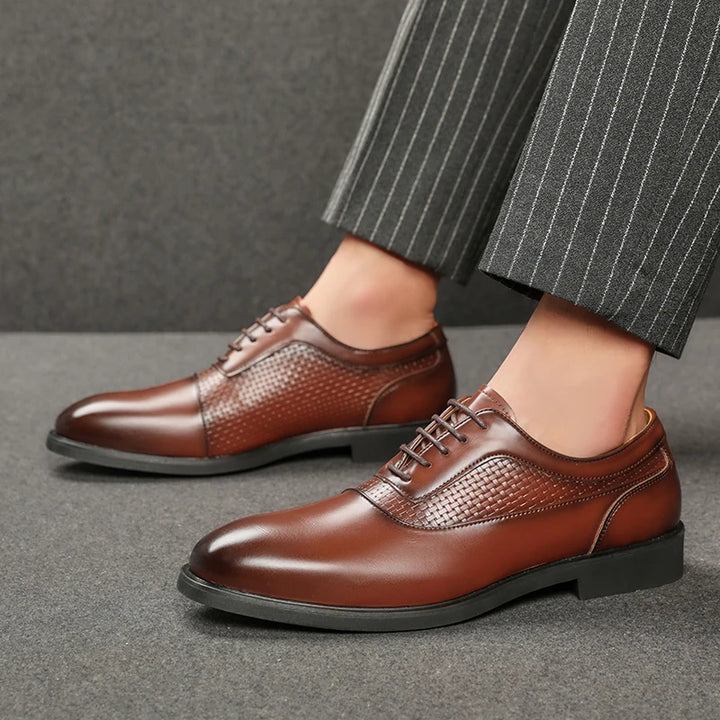 RUBEN GENUINE LEATHER OXFORDS