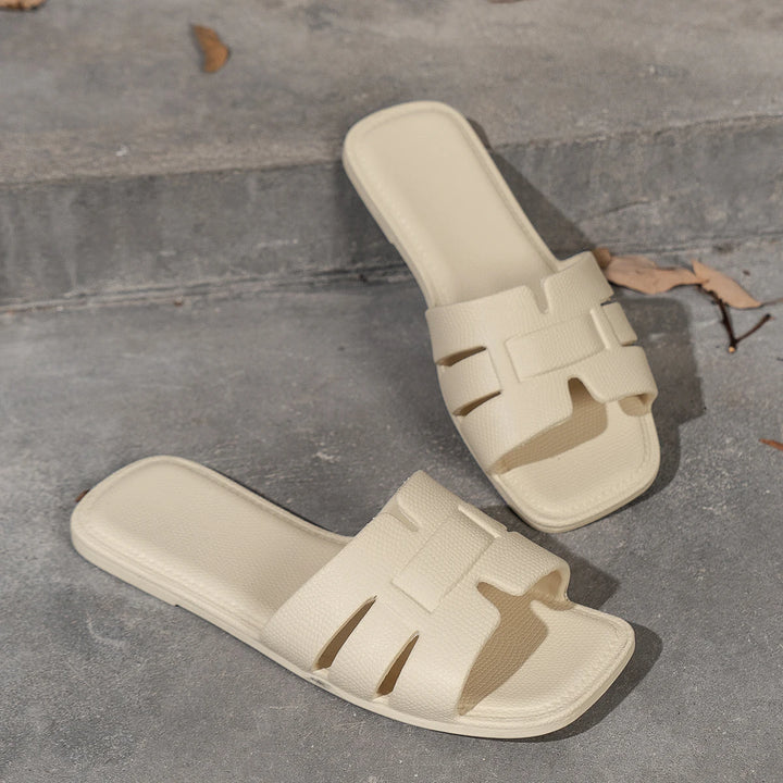 EVE FLAT LEATHER SANDALS